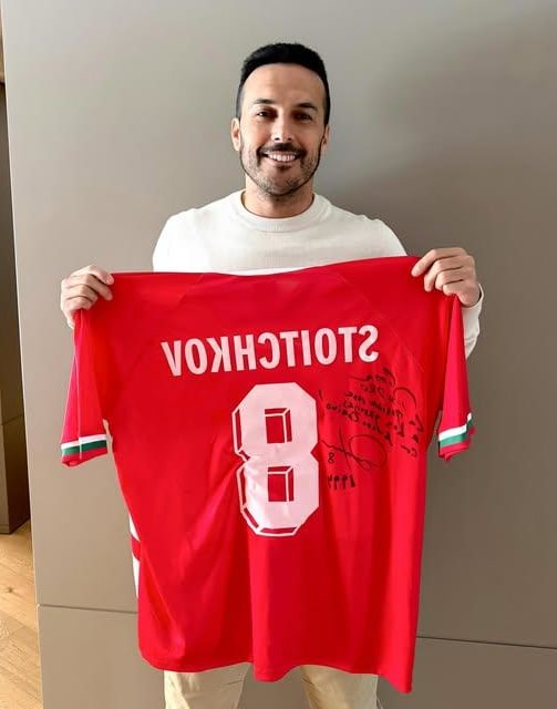 Христо Стоичков зарадва бивш ас на Барселона