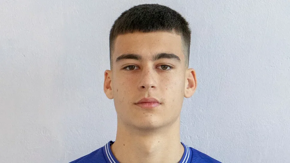 Етър се похвали с национал