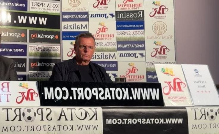 Петър Витанов критикува Янев: Не разбирам защо запази някои играчи! Ще стане тежко при грешка срещу Лудогорец