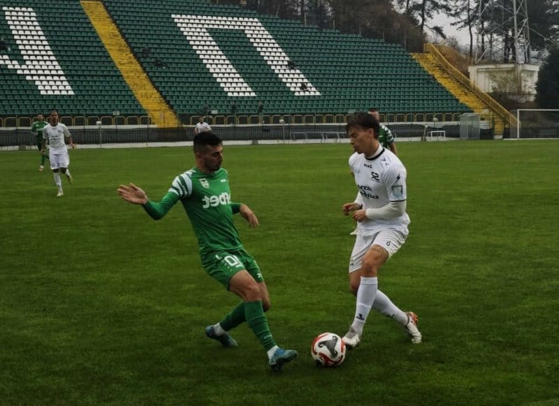 Пирин и Спортист не си вкараха(СНИМКИ)