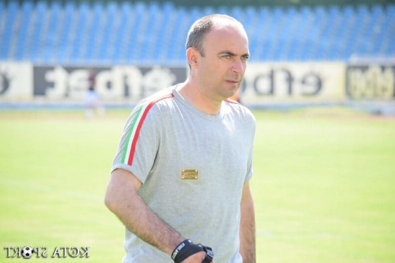 Саша Симонович: В Левски личат 5-6 души, останалите не са им на нивото! Без нови може да се изпусне титлата