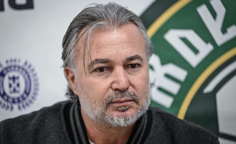 Левски праща ненужен при Джанини?