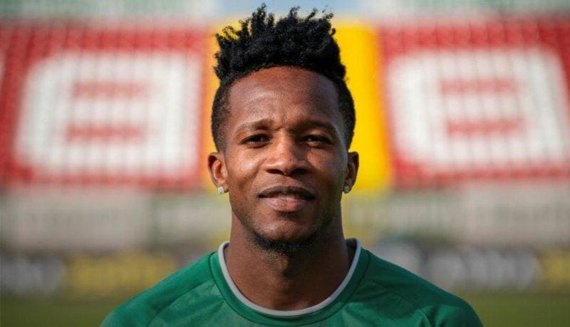 Ботев (Вр) се раздели с панамско крило