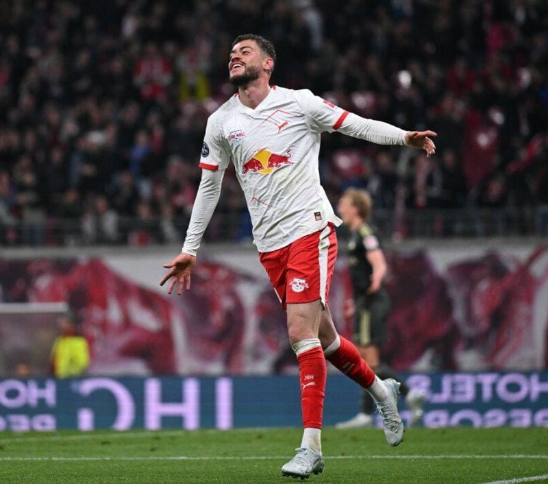 Откритие на Мъри Стоилов не спира да бележи в Бундеслигата! (ВИДЕО)