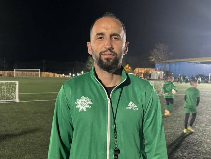 Известен футболист в Югозапада сложи край на кариерата си