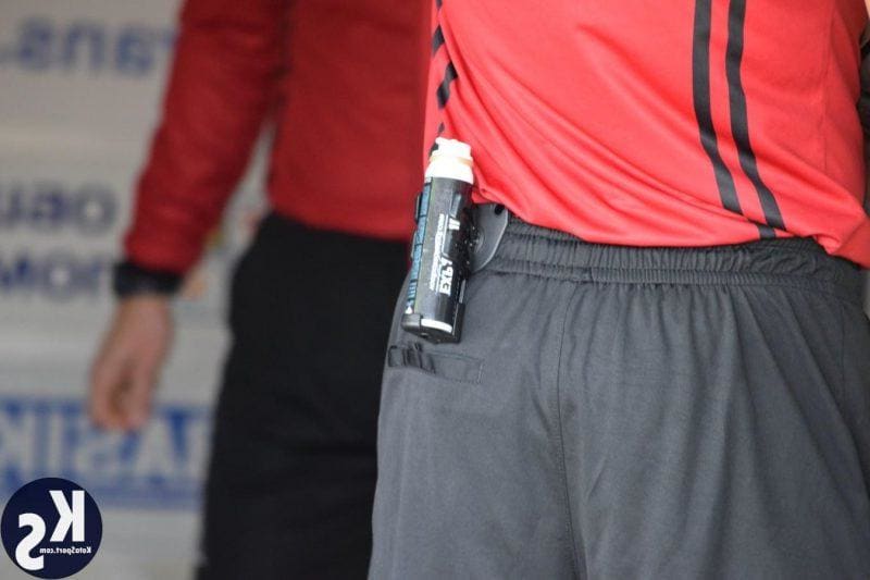 Ужасяващо: въоръжени нахлуха на терена по време на мач и застреляха съдията