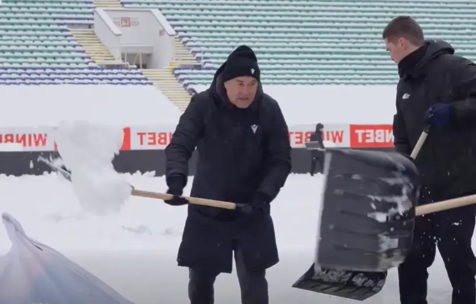 Щефовете  на ЦСКА хванаха лопатите