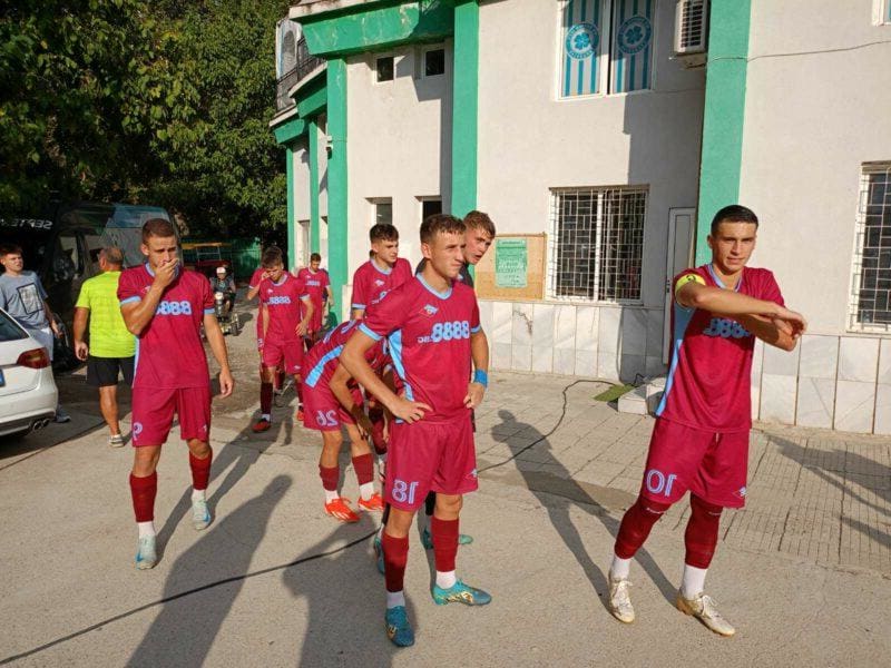 Синът на емблематичен футболист на Левски носи победа на дубъла на Септември