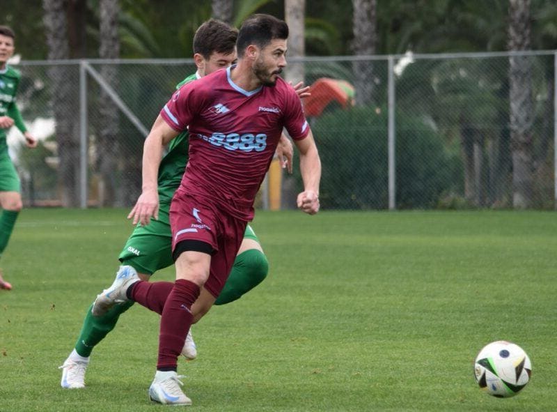 Славия подари златна победа на Септември в борбата за оцеляване