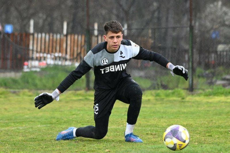 Локо Пд дава шанс на още един юноша