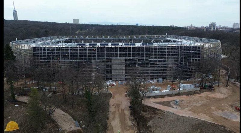 Още една стъпка към новата „Армия“: вратите вече пристигнаха