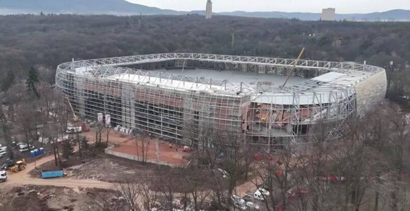 За сефте в София: „Българска армия“ вече е с изцяло покрити трибуни (ВИДЕО)