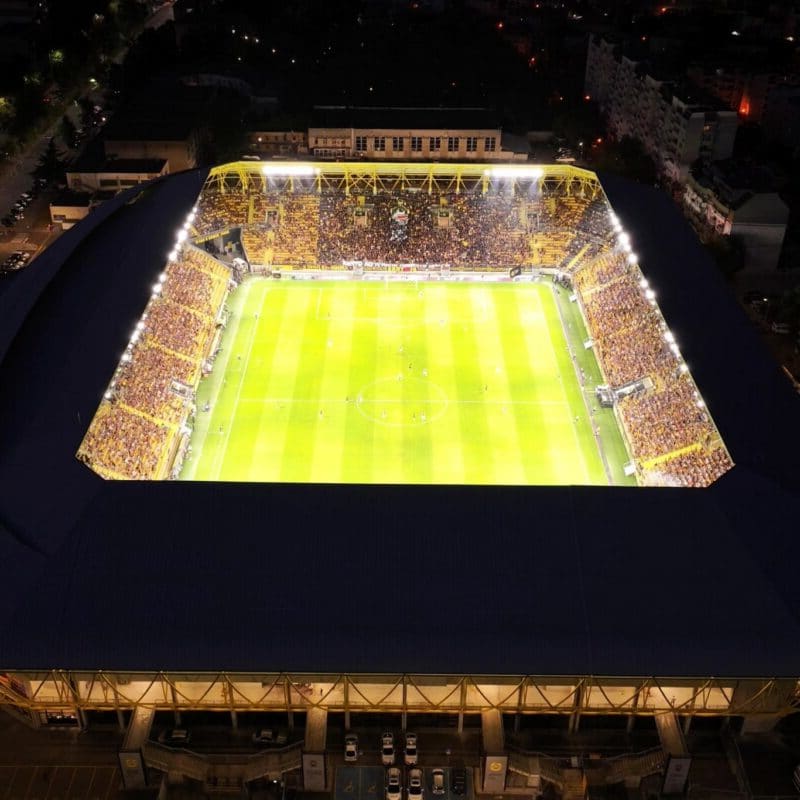 Ботев пусна билетите за мача с Лудогорец