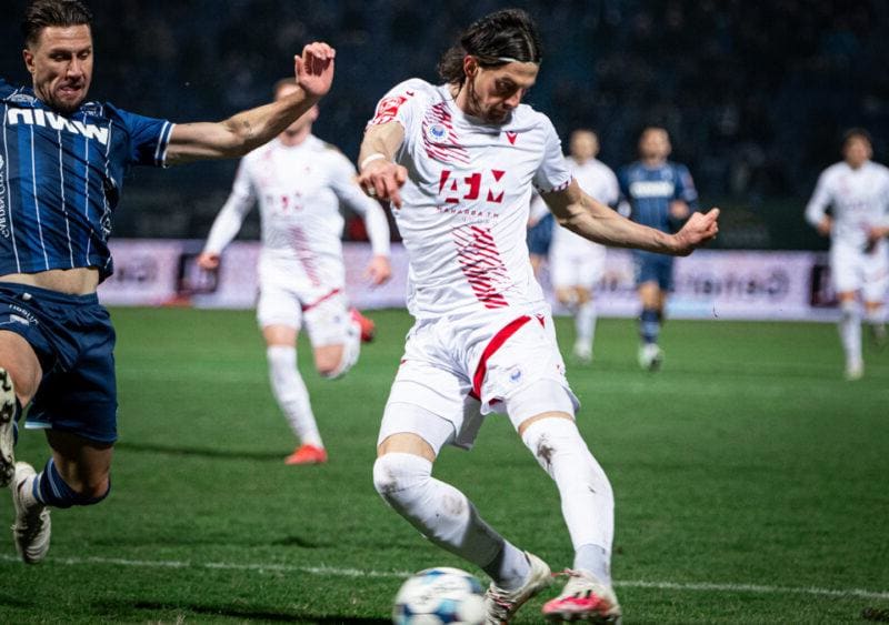 Бивш нападател на ЦСКА вкара хеттрик и вгорчи дебюта на Саво Милошевич начело на Железничар