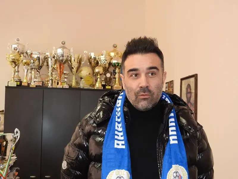 Монтана с първа зимна тренировка, раздели се с много играчи