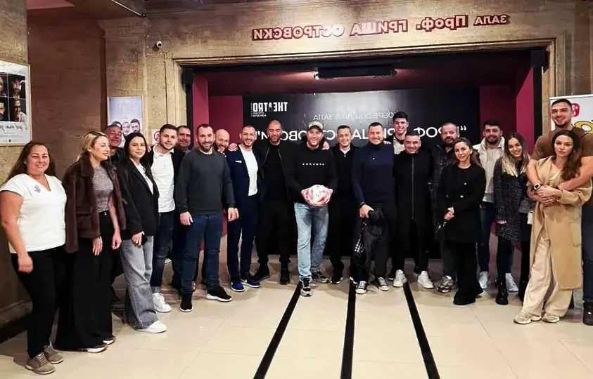 Христо Янев заведе футболистите на ЦСКА на…театър!